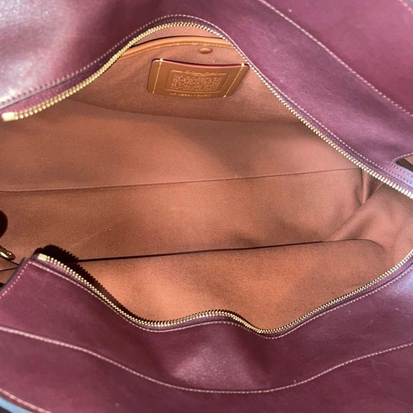 Coach 48 Merlot Empire has seen some world! Too big of a bag for me! - Picture 4 of 10